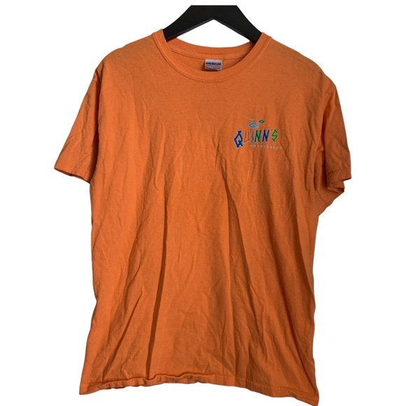 Quinn's On the Beach T-Shirt Size Medium Orange Tee 100% Cotton Marco Island - Picture 2 of 5